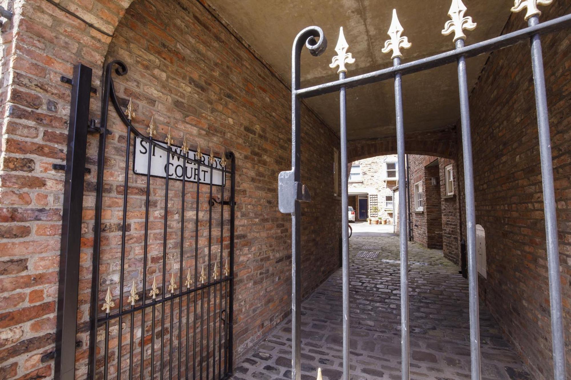 St Wilfrid'S Court Villa York Dış mekan fotoğraf